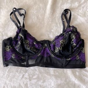 🔴 Black Lace Bra with Purple Flowers